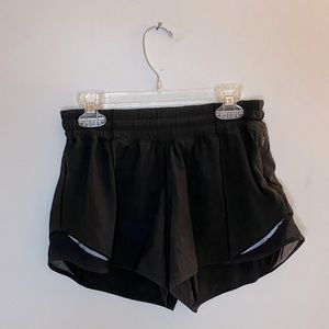 Lululemon hotty hot shorts !
